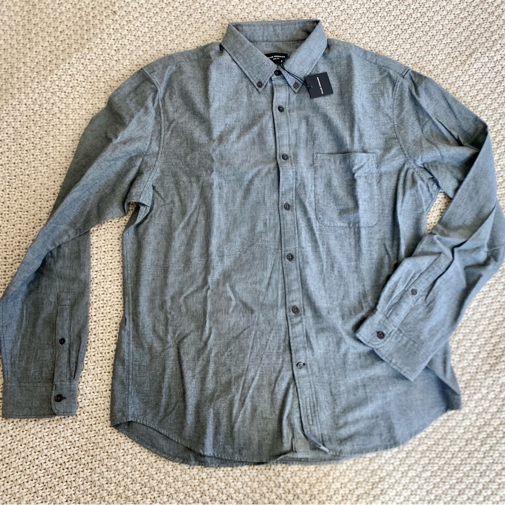 Club Monaco Button Down - Picture 2 of 4